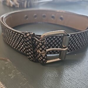Stylish Black and Silver Womens Black With Bling Belt. Sz Large. NWT